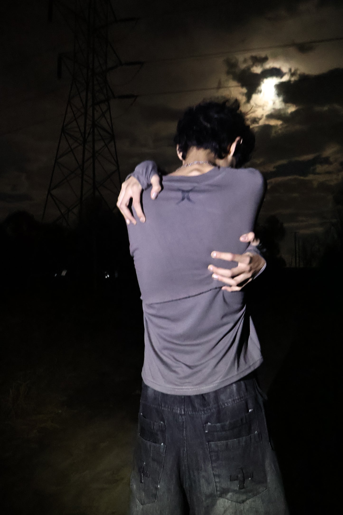 FRACTURE LONGSLEEVE (CREVICE)